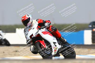 media/Sep-20-2025-TrackDaz (Sat) [[27f0cde673]]/A Group/12pm (Turn 1)/